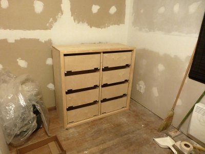 135-Large_dresser.jpg