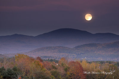 8139 Harvest Moon over Vermont.jpg