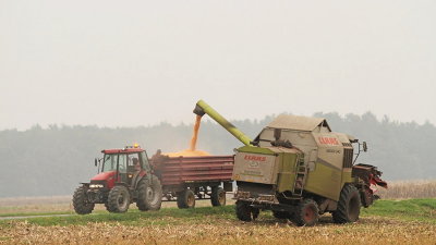 Tractor and combine traktor in kombajn_MG_4674-11.jpg