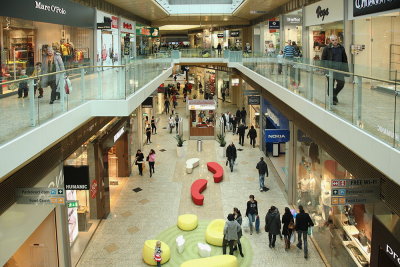 Shopping centre nakupovalno srediče_MG_5391-111.jpg