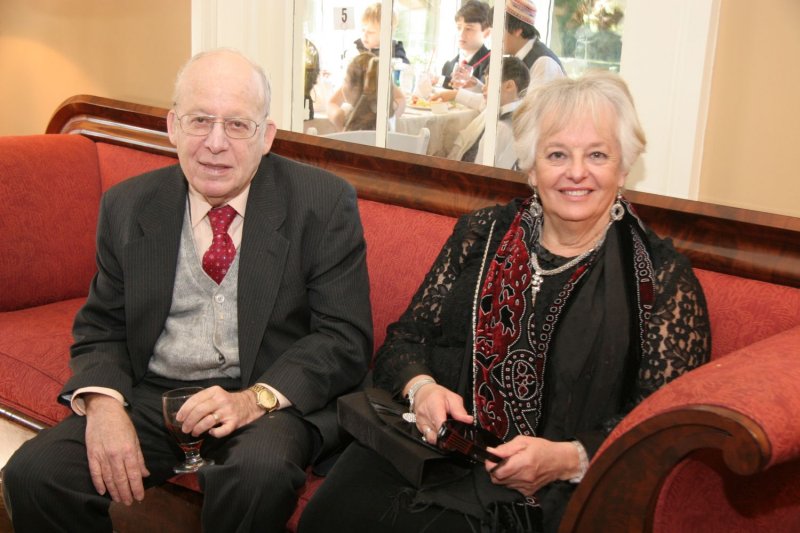 Steven and Esther Lowe