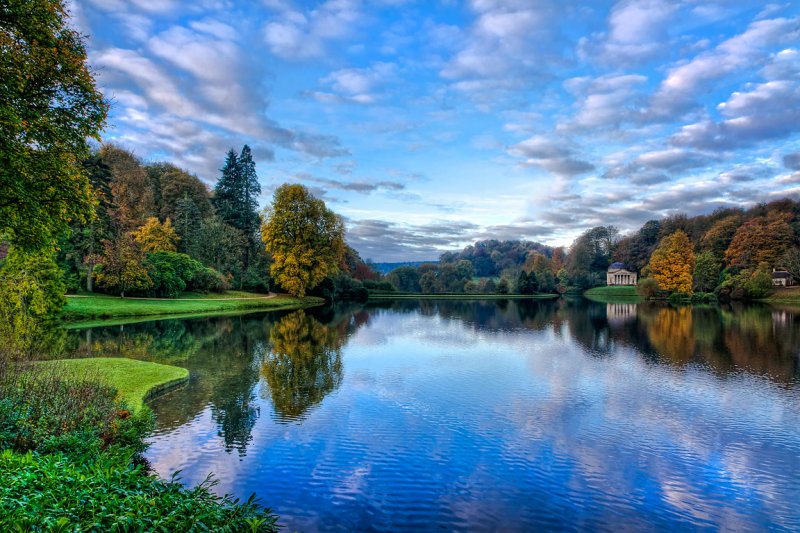 Reflected glory, Stourhead