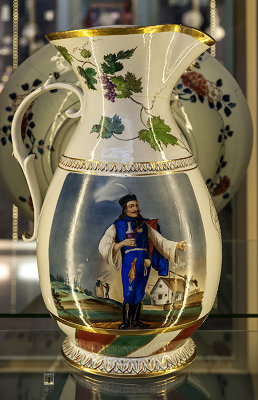 Museum: Decorative vessel