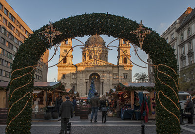 Christmas market at St. Stephen's Basilica