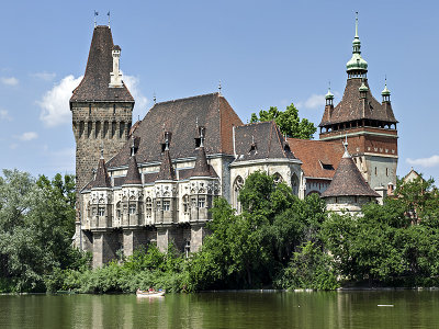 Budapest's Monumental Vajdahunyad Castle