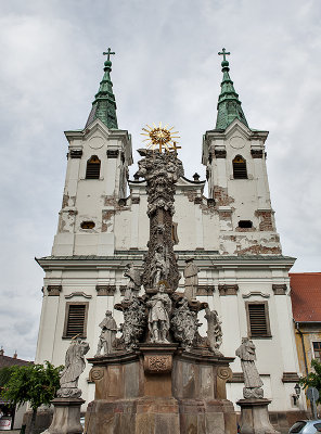 Piarist Church (1745), Holy Trinity column (1755)