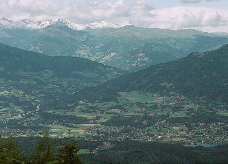 Via of Villacher alpen.jpg
