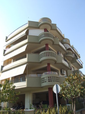 10 aleksandrapolis corner house.JPG