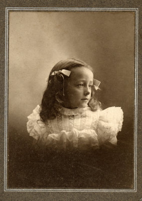 Leda Wayne Merrill