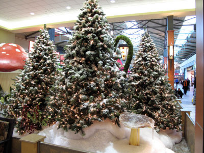 Shopping center