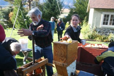 Fall Cider Pressing Party