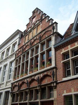 1627 TRAPGEVEL