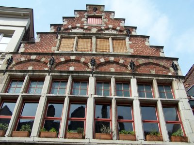 1627 TRAPGEVEL