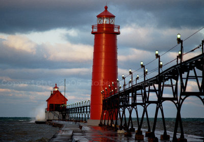 Grand Haven Lighthouse.jpg