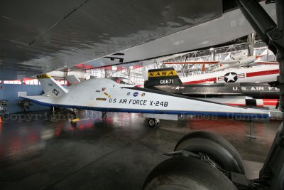 Martin X-24B .JPG