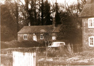 laburnum cottage, Brocks green