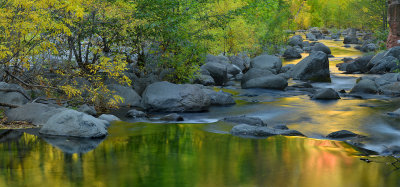 Oak Creek Fall Color 1.jpg
