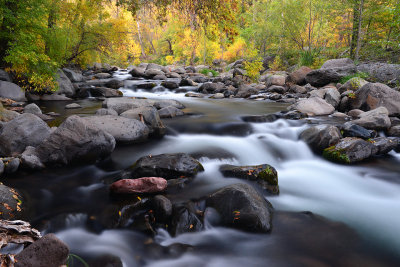 Oak Creek Fall Color 4.jpg