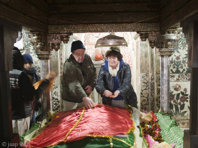 Making a wish in Salim Chishti Tomb