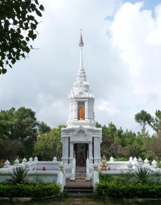 Pagoda in hills near Ang Khang