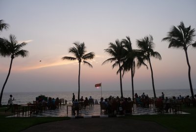 Galle Face Hotel - terrace at sunset