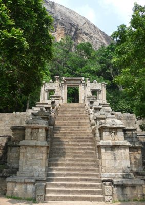 Yapahuwa - staircase
