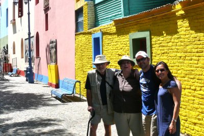 The travellers - Jim, Lynda, Andrew & Kelly in La Boca
