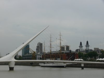 The bridge connecting Puerto Madera with the rest of Buenos Aires is called the Puente de la Mujer