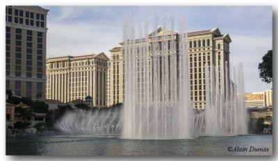 The Bellagio's Fountain in action....