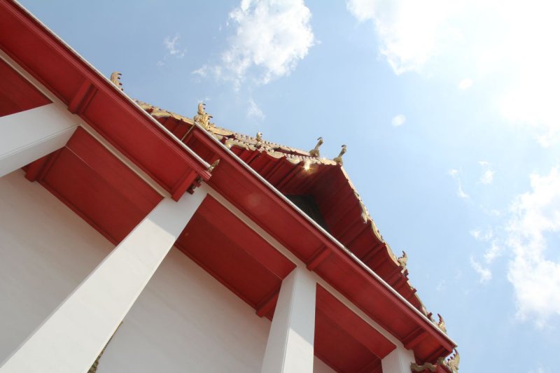 Looking Up at Wat Kalayanamit