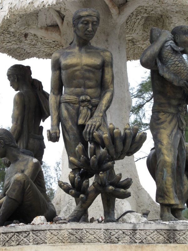 Karon Beach Statues