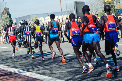 Elite Men Runners At Mile 4