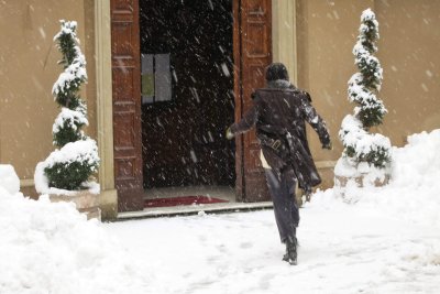 davanti alla chiesa
