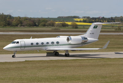 GulfstreamIV_HZ103_EDISmall2012.jpg