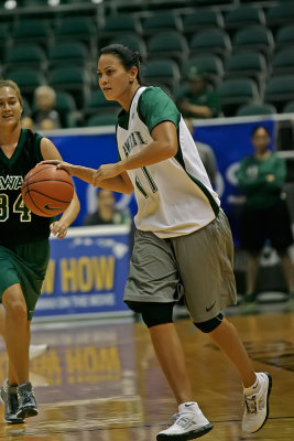 130113_Alumnae-005_S1U1722is.jpg