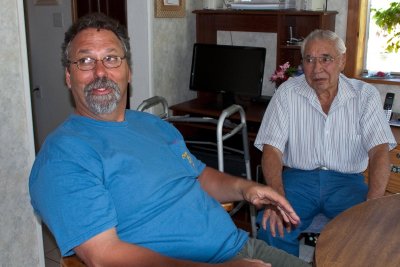 Delmer (2nd gen.) and his Uncle Van (the great #1 generation)