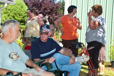 Jeff & Doug, Lou & Mary still talking; Audi ,Zayden, & Jensen in background