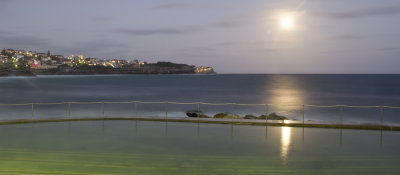 Moonrise over Bronte Pool