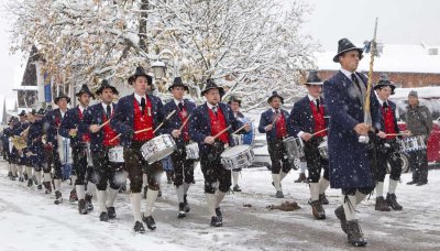 Band 1 5953.jpg