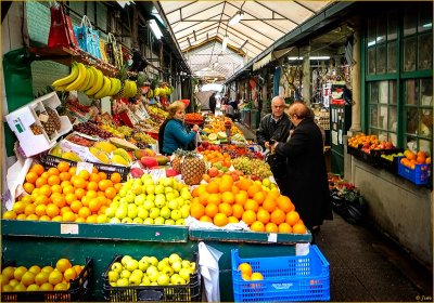 Mercado Bolhao Vendor