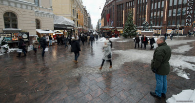 Christmas street / waiting