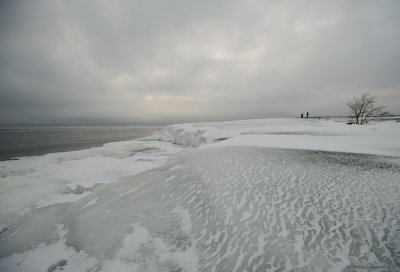 On frozen rocks, three weeks later