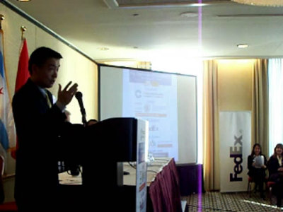 12.15.2009 | Speaking at Chicagoland Chamber of Commerce China Forum, Chicago, IL