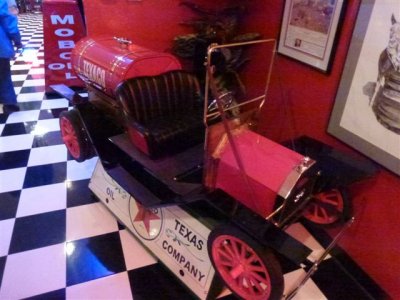 AZ Hobbyist Council Show, Sanderson Ford Museum 2-2-13 016.jpg
