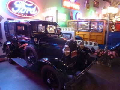 AZ Hobbyist Council Show, Sanderson Ford Museum 2-2-13 024.jpg