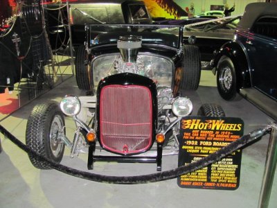 #3521 This 1949 was the model for Matel 1st Hot Wheel.jpg