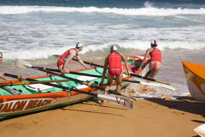 Surf rescue racing