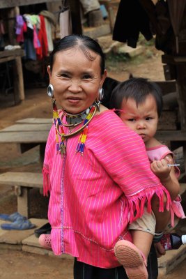 Thailand - Padaung woman