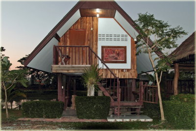 Log Cabin at Bueng Boraphet