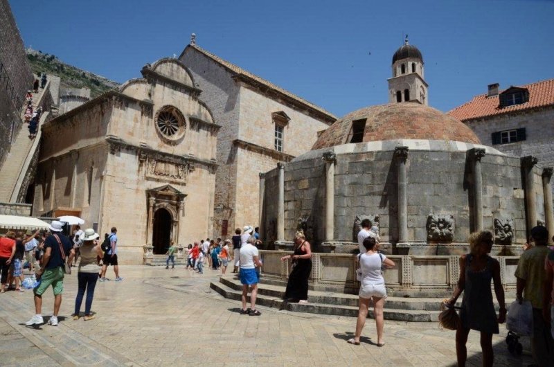 Dubrovnik fountain